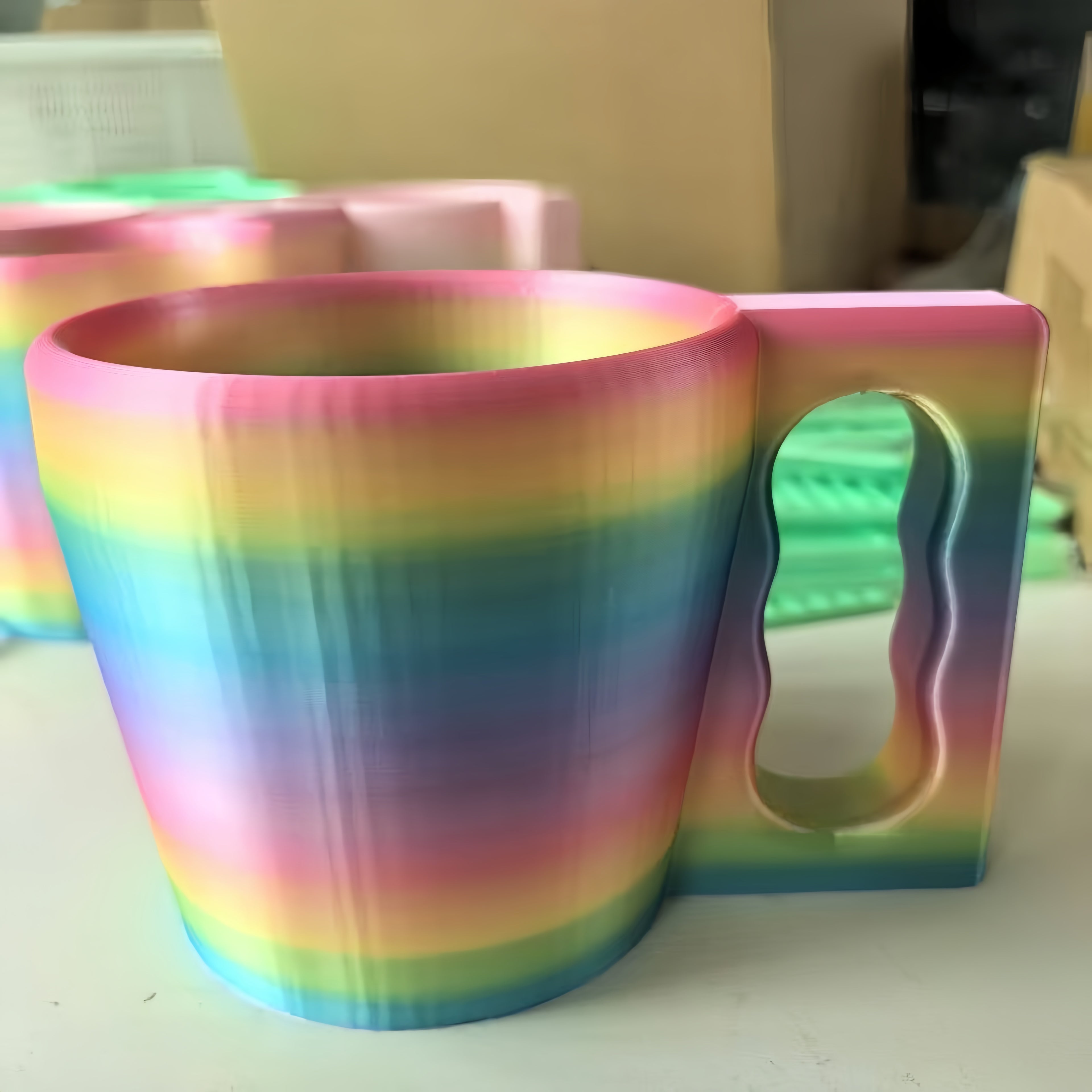 3D Printed Heat-Insulated Holder for Ice Cream Pints and Ice Pops